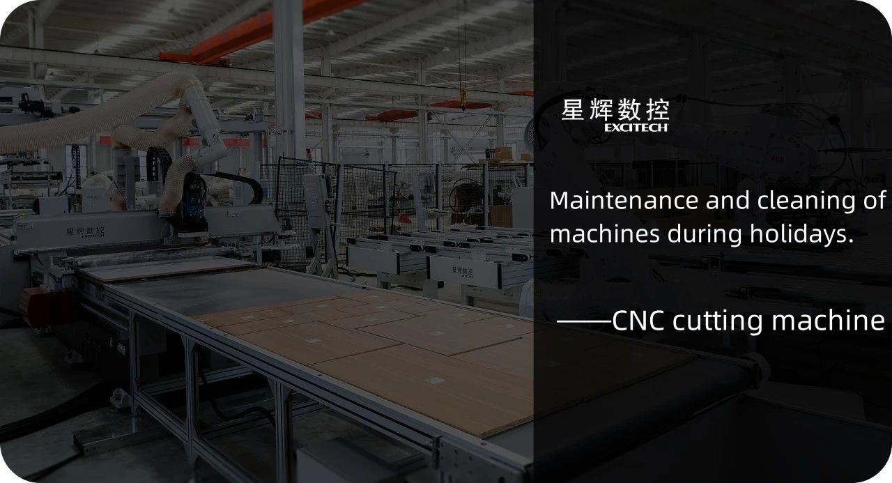 تعمیر و نگهداری و نظافت دستگاه برش CNC در روزهای تعطیل.