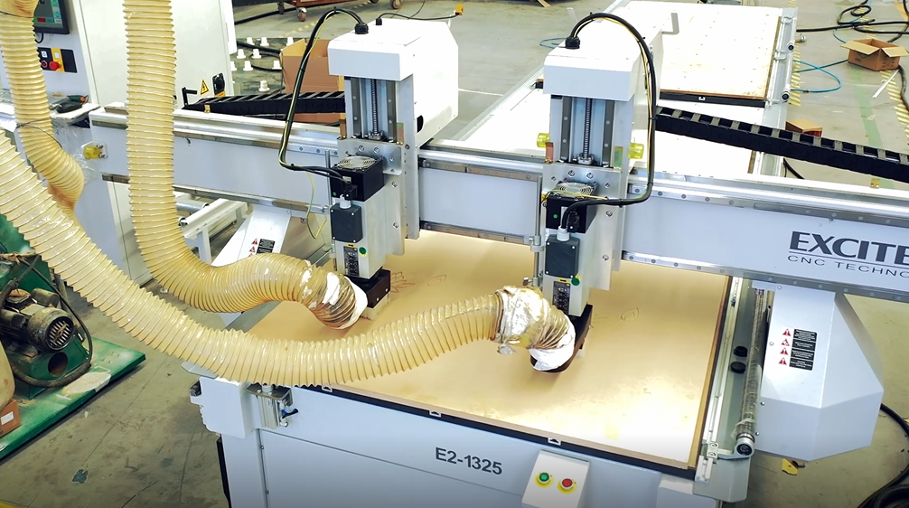 پیکربندی دستگاه برش CNC.